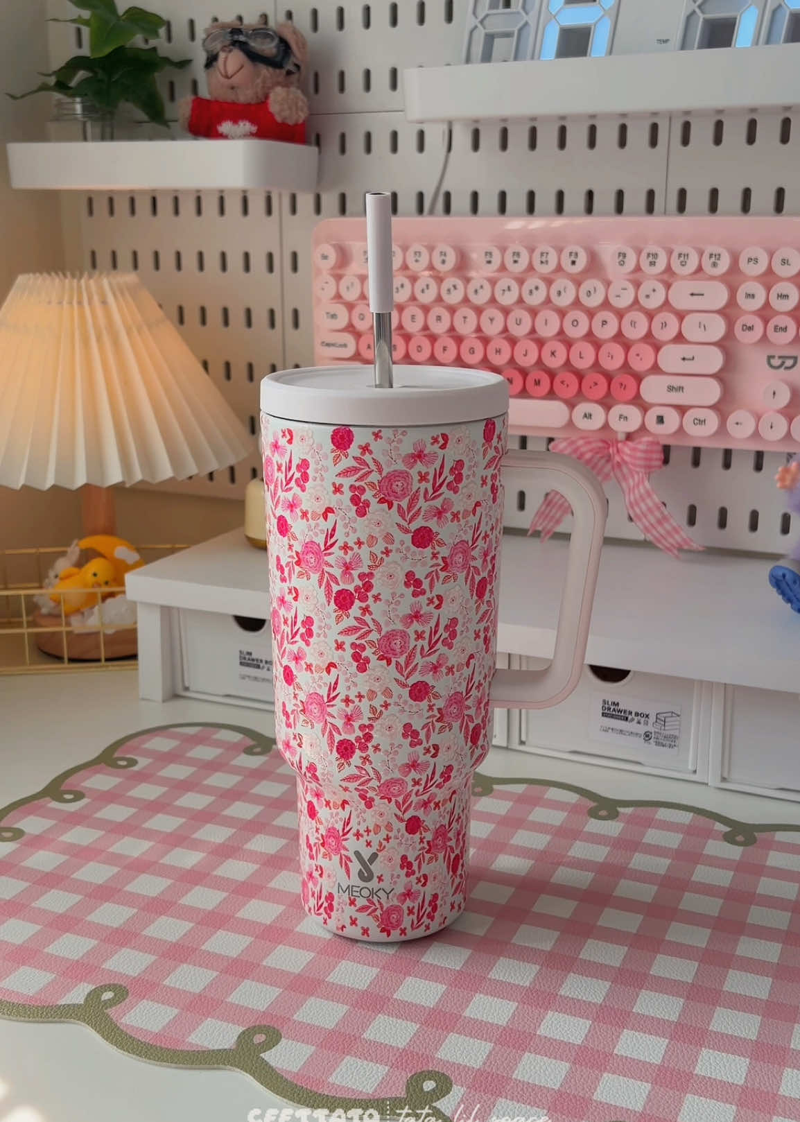 tumblernya cantik bangettttt🫶🏻🎀😭 #tumblerviral #meoky #tumblermeoky #aesthetic #tumblerstainless 