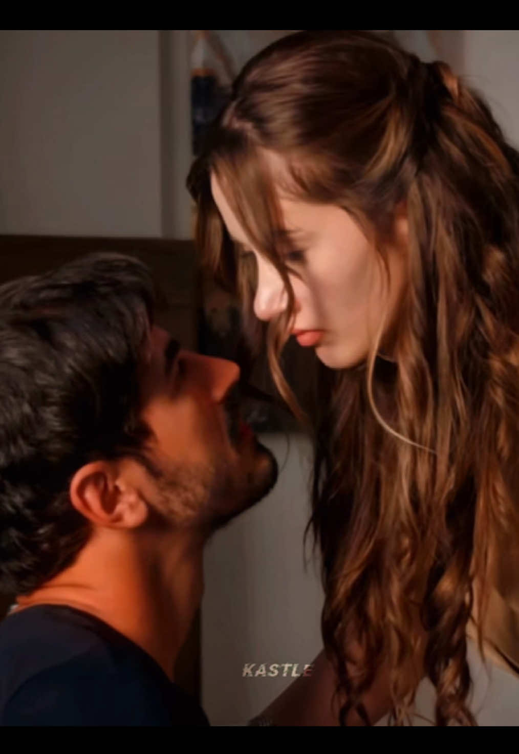 their chemistry🤌 #arafta #mercan #ateş #turkishdizi #turkey                                               @İlsu Demirci                                     @Emin Günenç 