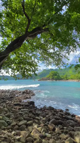 Pantai Indah di Lampung 😍 Pantai GiGi HIU Seindah dan setenang ini ☺️ #gigihiu #gigihiu_lampung #gigihiu_kelumbayan_tanggamus 