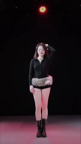 Khi người mình yêu mếu ( dc:thưthor ) #quynhkeo93 #cokeodaynhay #lopdancecokeo 