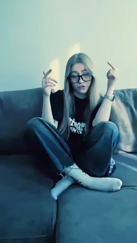 Hello friends, how are you all?♥️♥️#outfitvintage #paprandom #snovamne #outfitideas #fyp 