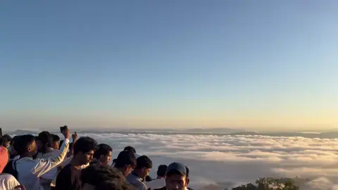 :প্রেম হোক প্রকৃতির সাথে 🌸 নেশা হোক ভ্রমনে 🫰🖤#furmonpahar #rangamatifurmon #sejekvelly #furmon #foryou 