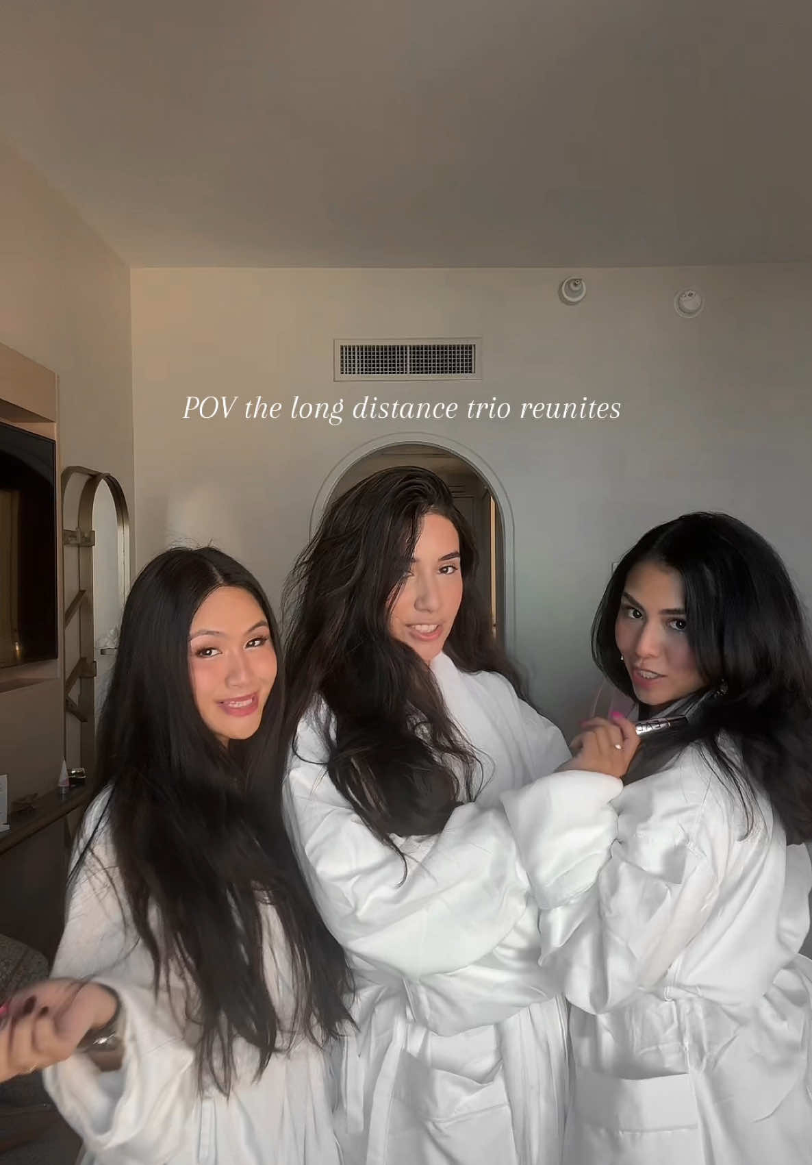 Wish we were closer but this will do👯‍♀️✨ @Joy Tan @Nathalia🤍 @The Don CeSar 