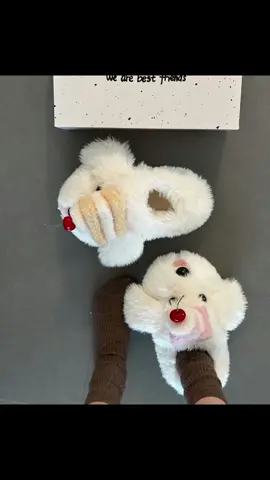 ใส่แล้วอบอุ่นเท้ามากจังง #รองเท้าขนปุย #fyp 