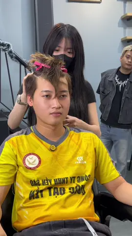 Quên 🙇🏻‍♀️🥹@Trân Becky Nguyễn #chuancattocnam #xuhuong2025 #barbershop 