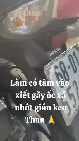 Ai làm ra cái này xiết gãy ốc nhớt gián keo vào,làm có lương tâm vào giùm cái  #suhuongtiktok #suaxemay #viraltiktok #nhotxemay @Sửa xe Trọng Mến 