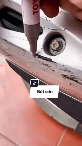 2 bút sơn xoá vết xước vết bong tróc cho ô tô và xe máy. #butsonxoaxuocotoxemay #butsonxoavetxuoc #butsonxe 