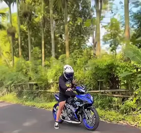 Begini jadinya klo di kasih knalpot 2 tak #mxking  #mxking150  #mx150  #fyp  #lewatberandafyp 