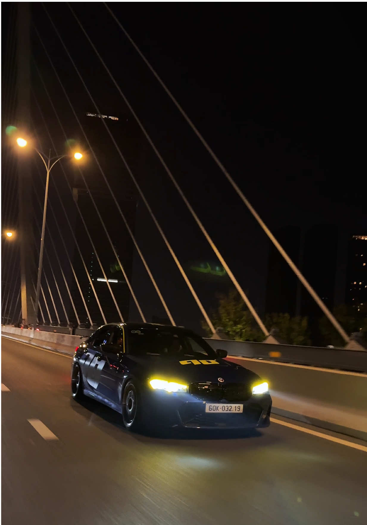 Chúng ta rồi sẽ khác thôi em.. #bmw #bmw3series 