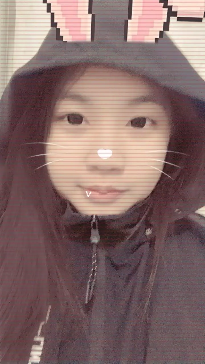 @Thỏ🐰🐰: ngủ sớm đi em Ngủ sớm đi e Ngủ sớm đi Ngủ sớm đ Ngủ sớm Ngủ sớ Ngủ s Ngủ Ng N Nhân đơn thức với đa thức: A(B + C) = AB + АС 2. Nhân đa thức với đa thức: (A + B)(C + D) = AC + AD + BC + BD 3. Bảy hằng đăng thức đáng nhớ: +) Bình phương của một tổng: (A + B)2 = A2 + 2AB + B2 +) Bình phương của một hiệu: (A - B)2 = A2 - 2AB + B2 +) Hiệu hai bình phương: A2 - B2 = ( A + B ) (A - В) +) Lập phương của một tổng: (A + B)3 = A3 + 3A2B + 3AB2 + B3 +) Lập phương của một hiệu: (A - B)3 = A3 - 3A2B + 3AB2 - B3 +) Tổng hai lập phương: A3 + B3 = (A + B)(A2 - AB + B2) +) Hiệu hai lập phương: A3 - B3 = ( A - B ) (A2 + AB + B2) 4. Các phương pháp phân tích đa thức thành nhân tử- Đặt nhân tử chung - Dùng hằng đẳng thức Nhóm các hạng tử Tách hạng tử Phối hợp nhiều phương pháp 5. Chia đơn thức cho đơn thức. Muốn chia đơn thức A cho đơn thức B (trường hợp A chia hết cho ta làm như sau: - Chia hệ số của đơn thức A cho hệ số của đơn thức Chia lũy thừa của từng biển trong A cho lũy thừa cùng biến đó trong B. Nhân các kết quả vừa tìm được với nhau. 6. Chia đa thức cho đơn thức. Muốn chia đa thức A cho đơn thức B (trường hợp các hạng tử của đa thức A đều chia hết cho đơn thức ta chia mỗi hạng tử của A cho B rồi cộng các kết quả lại với nhau. Công thức Toán hình học 1. Tứ giác - Tứ giác ABCD là hình gồm bốn đoạn thằng AB, BC, CD, DA, trong đó bất kì hai đoạn thắng nào cũng không cùng nằm trên một đường thằng. - Tứ giác lồi là tứ giác luôn nằm trong một nửa mặt phẳng có bờ là đường thẳng chứa bất kì cạnh nào của tam giác. (Ngược lại là tứ giác lõm) ABCD, EFGH là các tứ giác lồi MNQP là tứ giác lõm - Định lí: Tổng các góc trong của một tứ giác bằng 3600 Góc kê bù với một góc của tứ giác gọi là góc ngoài của tứ giác. Tổng các góc ngoài của một tứ giác băng 3600 2. Hình thang ABCD là hình thang: - AB // CD ABCD là hình thang, Công thức Toán lớp 8 Chương 1 Hình học chi tiết nhất thì ABCD là hình thang vuông 3. Hình thang cân - Hình thang cân là hình thang có hai góc kê một đáy bằng nhau. Hai góc đối của hình thang cân bằng 1800 Tính chất: ABCD là hình thang cân thì AD = BC; AC = BD Dấu hiệu nhận biết + Tứ giác ABCD có Công thức Toán lớp 8 Chương 1 Hình học chi tiết nhất thì