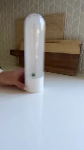 كبسولة حافظة للأعشاب للثلاجة 🥦🥬 حافظة اعشاب طازجة للكزبرة والنعناع والبقدونس و الشبت، تحافظ  على الخضروات طازجة لمدة 2-3 أسابيع.. يوفر تصميم منتجنا أعشاب طازجة  مع الظروف المثلى للزراعة في الثلاجة، وبعض الأعشاب ستستمر في النمو  في الحاوية عند تخزينها👌 منتج مستورد 🇨🇳 #waffarha_store #fyp  #viral #views 