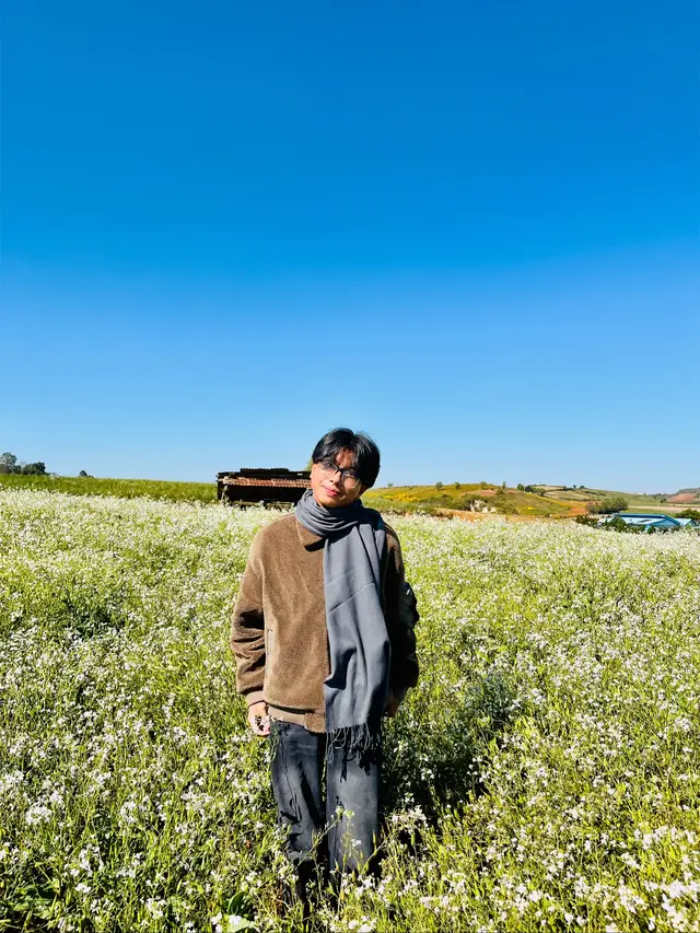 ပြန်တင်တာ🍀✨