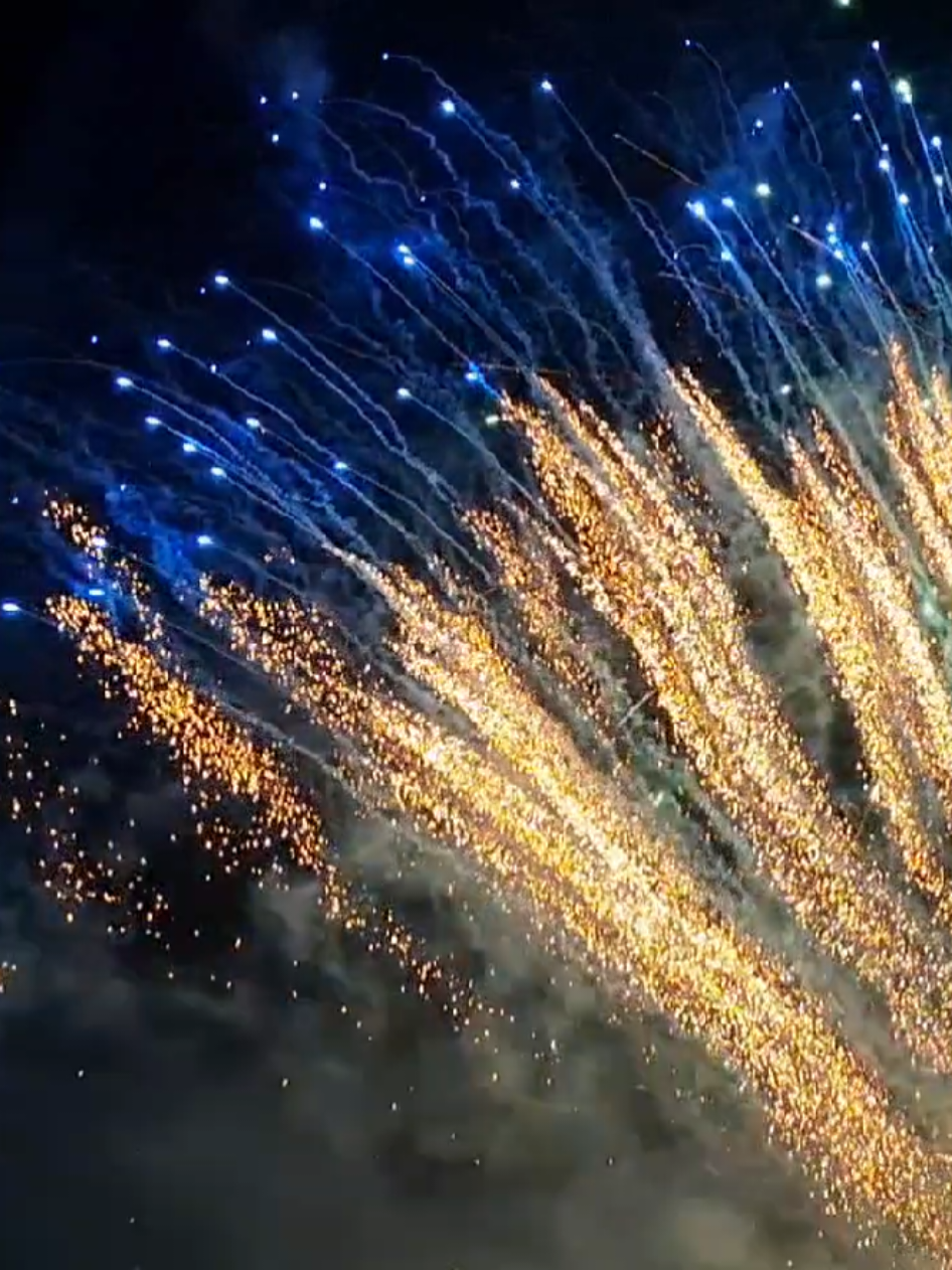 Pháo hoa rực rỡ tại SOOBIN LIVE CONCERT ALL-ROUNDER: THE FINAL 💛 #SOOBIN #SOOBINLIVECONCERT #ALLROUNDER #SSLabel #KINGDOM 