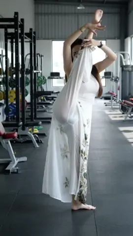 Nếu phải cố quá thì đó không còn là yêu nữa.” #YeuNenTuNhien #khonggiongai 