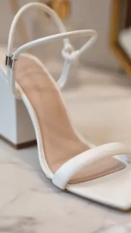 Salto Bloco Luxo na Promoção do Tik Tok Shop - #promocaotiktok #saltobloco #sandaliasfemininas #saltoalto 