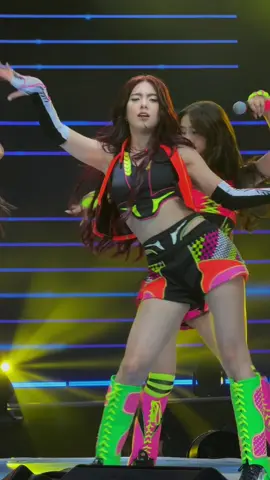 Grabe naman yun @MIKHA LIM. 🔥 #bini #biniph #binimikha 