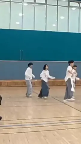 YuBin as yoonjaehyuk #ohyubin #lovelyub_ni #ayaoyooyubin #arimsaoyub_ni #TaeBin_ab 