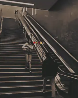 تیرا بدل جانا کوئی بڑی بات نہیں 💔🥲 #millionviews #viewsproblem #peotrylover #foryoupage #foryoupageofficiall 