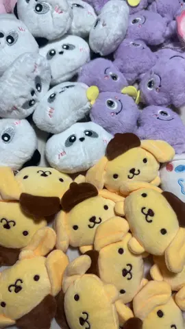 Yuukkk dibungkus keychain gemesh nyaa 🥰❤️✨ #keychainlucu #bagcharm #keychain #bagcharmgemes #cutekeychain