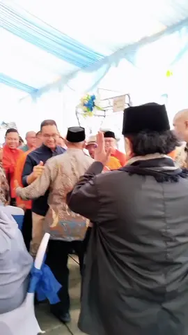 menghadiri undangan h.mansur kalimantan selatan