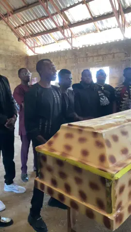 #viraltiktok #MemeCut #deegraciouscomedy 