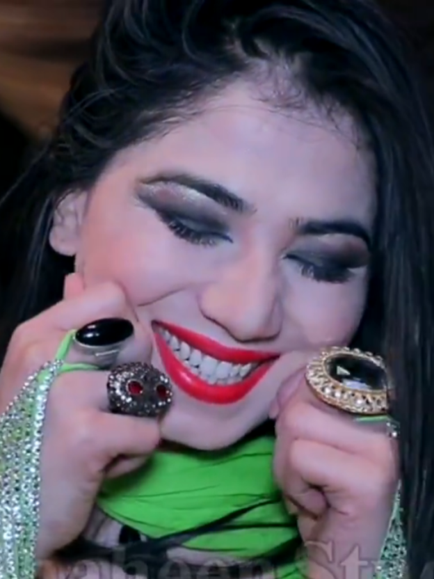 Mera Dhola Khandani Nawab a 🥀♥️#sohnramahi #therealmehakmalik 