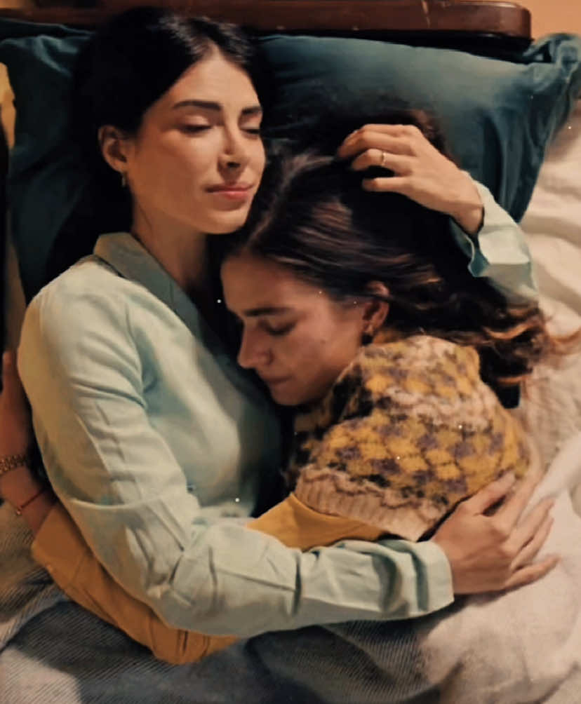 Kavuşsalar dünyayı yakacaklar onlar #TaşacakBuDeniz #adilkoçari #esme #eleni #fyp 