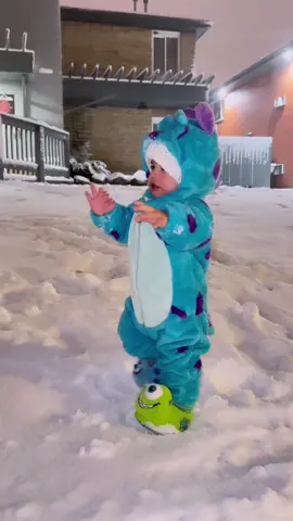 Gatito? 🩵💜#paratiiiiiiiiiiiiiiiiiiiiiiiiiiiiiii #bebe #unchichi #milwuakee #nieve 