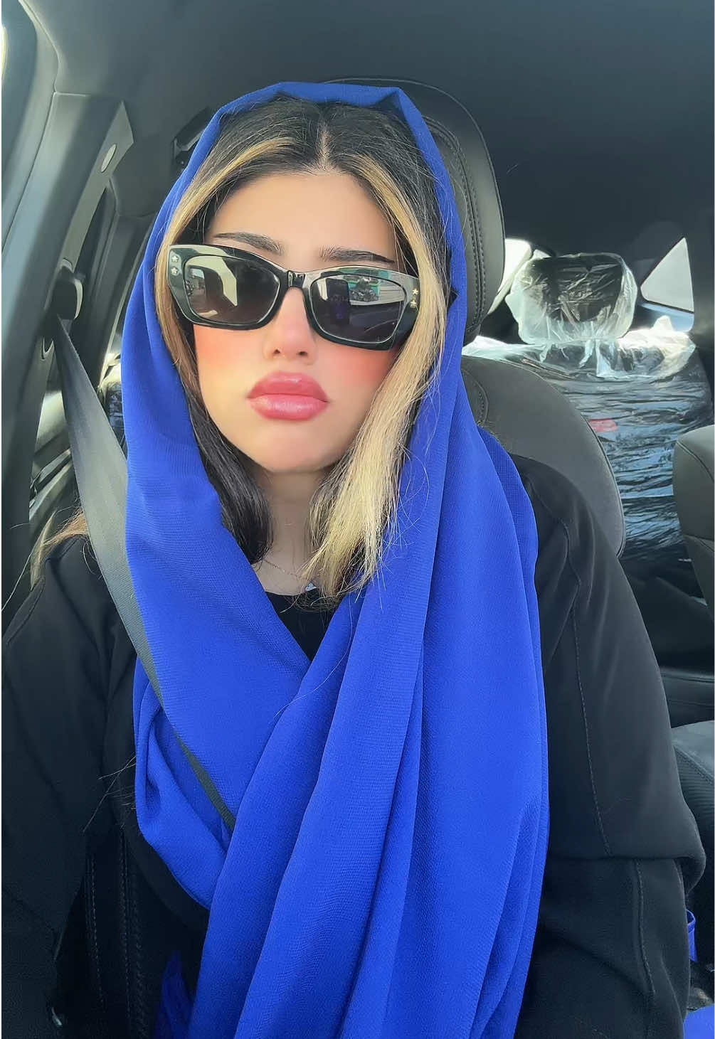 تساؤل اليوم ليه ساهر صورني وانا نظامية😔