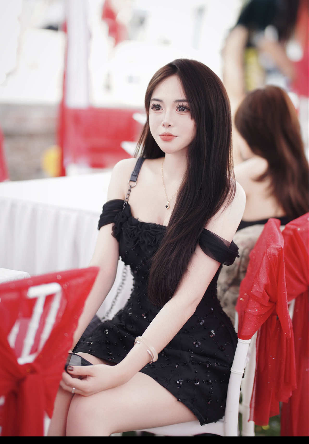 Ngoài kia đám cưới linh đình  Bao giờ mới tới lượt mình anh ơi? #xh #fyp #capcut 