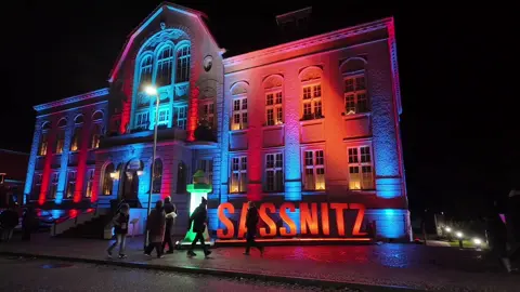 Advents Markt in Sassnitz.  Hier ein kleines Video dazu. 😉 folgt mir gern für noch mehr Videos und Live 🫡 #weihnachten #sassnitz #adventsmarkt #sassnitzrügen #inselrügen 