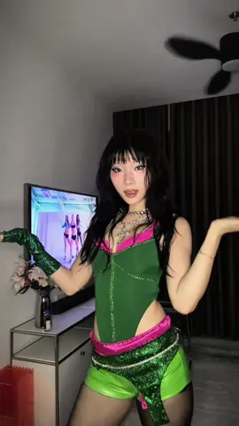 đi siu thị mua dầu gội nhó 💚🩷