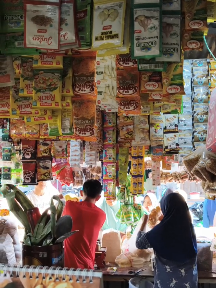 Mau nyerah, tapi dapet nasehat dari bakul kurmo malang. #motivasibisnis #rezeki #tokosembako #warungmadura24jam #fyppppppppppppppppppppppp 