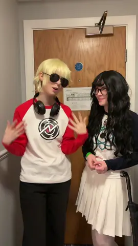 was mcm birmingham ready for the homestuck resurgence im not sure #homestuck #mcmbirmingham #cosplay #davestrider #mcmcomiccon 