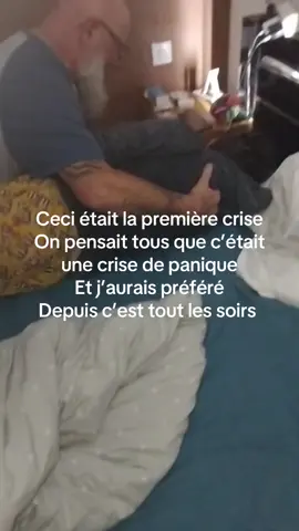 Ce soir là c’était la première crise même mon père ne savais pas il essayait de me faire un câlin pour me rassurer mais au final j’avais un peu plus de courbatures et depuis ça fait 1 mois #neurodivergent #epilepsy #epilepsie #epilepsyawareness #maladieschroniques 
