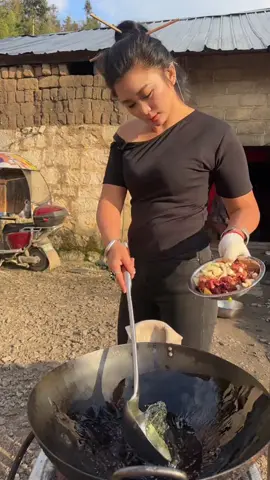 宝子们，今天的菜很下饭。😂