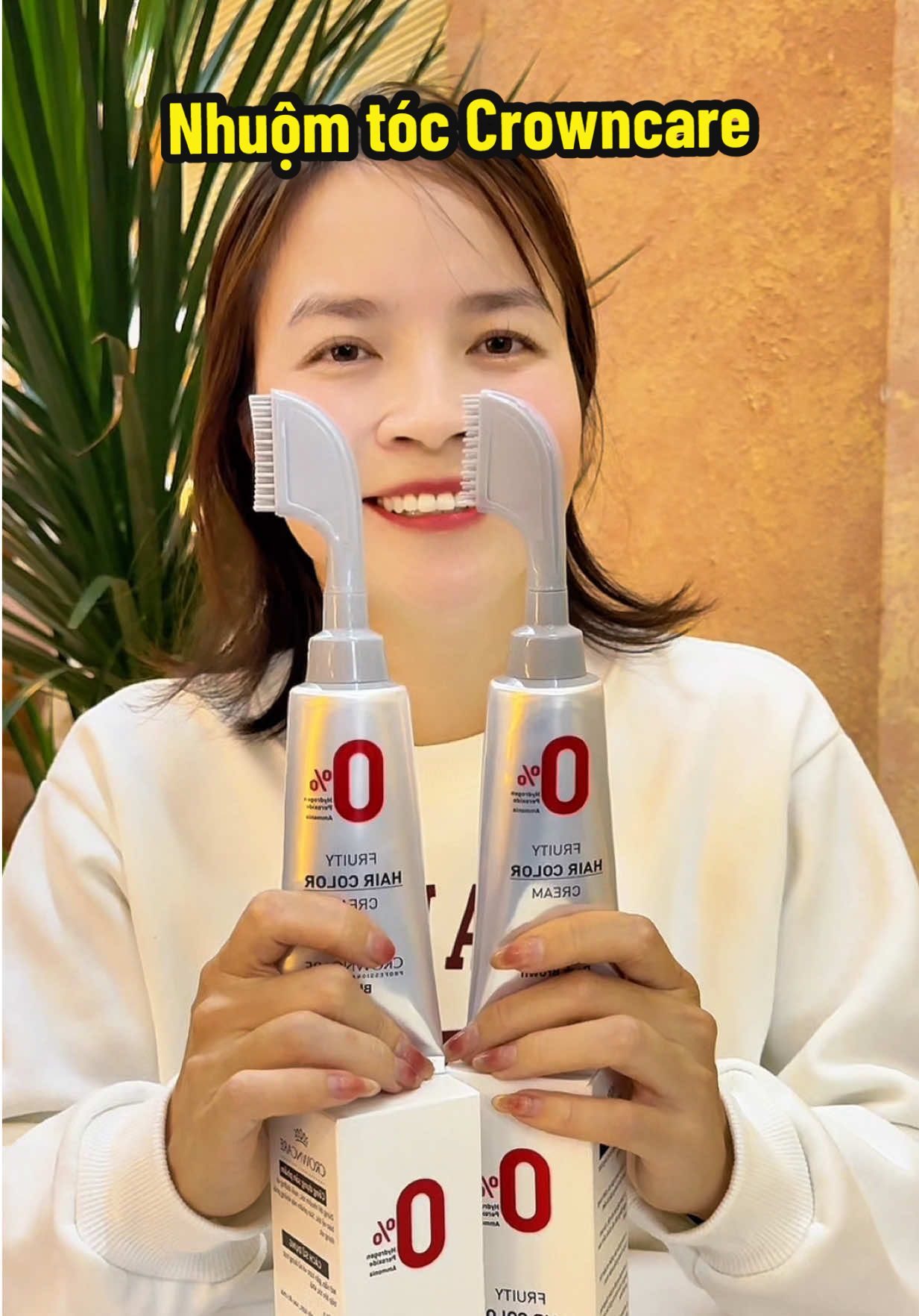 Trả lời @lanhluyen123 kem nhuộm tóc tại nhà Crowncare #vanvuive6262 #kemnhuomtoc #kemnhuomtoctainha #crowncare #kemnhuomtoccrowncare  @Vân Vui Vẻ 6262✅ 