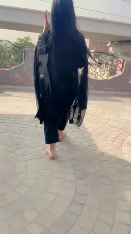 🔥🖤@ITs Me Gull ZaiB👑🌸 #unfreezemyacount #trendingvideo #foryouviralvideo #foryoupageofficiall #trendingsong 