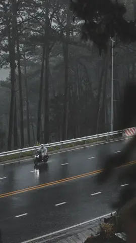 Nhạc gì hợp ta 🤔 #ptl #photobikerdalat #deoprenn #ongganhdalatchill #tramruaxeaetouring24h 