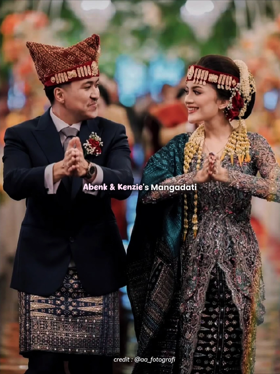 Upacara pernikahan adat Batak Toba Abenk & Kenzie. #abenk #kenzie #BElongtoABYforever #mangadati #mangadatibatak