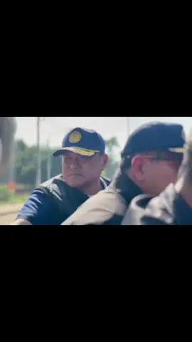 เป็นกำลังใจให้คนใต้ ผู้ประสบภัยน้ำท่วม และเป็นกำลังใจให้รัฐบาลเร่งฟื้นฟูเยียวยา   ของให้ทุกคนปลอดภัย #นายกฯ #น้ำท่วมใต้ #น้ำท่วมหาดใหญ่ #เอกนิติ #ศุภจี 