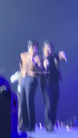 كلشوي اكتشف اني مصوره كنوز 🥹 #yungi #ateezinjeddah #ateez #mingi #yunho 