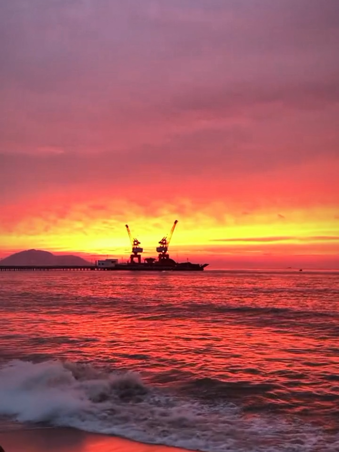 kota dengan keindahannya #singkawang #kalbar #kalimantanbarat #pesonakalbar1 #wanderfullindonesia 