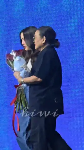 BECKY BIRTHDAY CONCERT #BNewEraBirthdayConcert #beckyarmstrong #beckysangels #beckyentertainment #FreenBecky