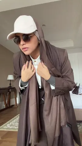 كان ودي يكون الساايل غير بس لاني كنت رايحه المطار اخترت الاريح  #ساره_الودعاني #OOTD #مالي_خلق_احط_هاشتاقات🦦 #سكره_بنت_ساره_الودعاني #مالي_خلق_احط_هاشتاقات 