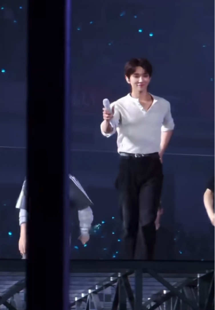 the prince aura #joshua #seventeen ctto