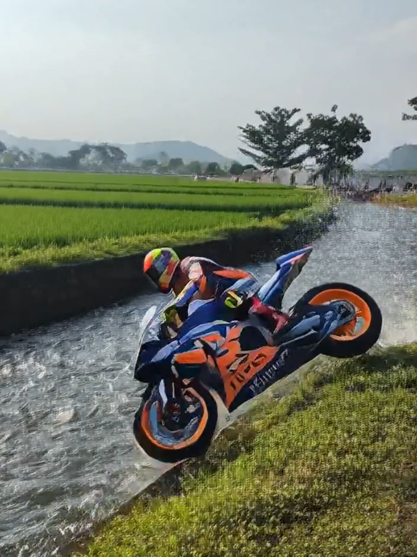 motogp nyemplung di sungai  #funny #ai #fyp #motogp 