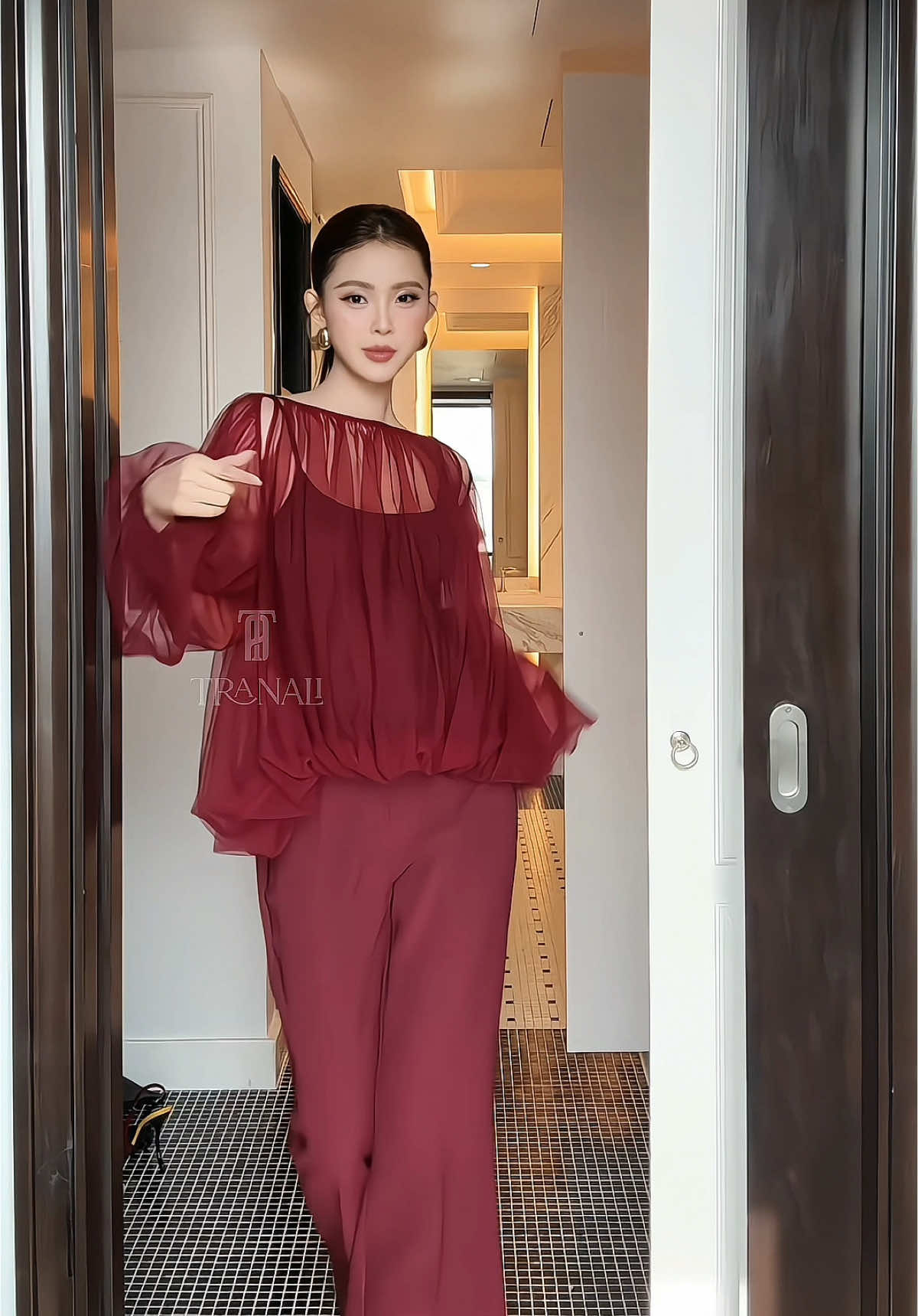 Nhà má em giàu lắmmmm #TRANALI #tranali #macdep #vayxinh #thoitrangtiktok #xuhuong #viral #viraltiktok 