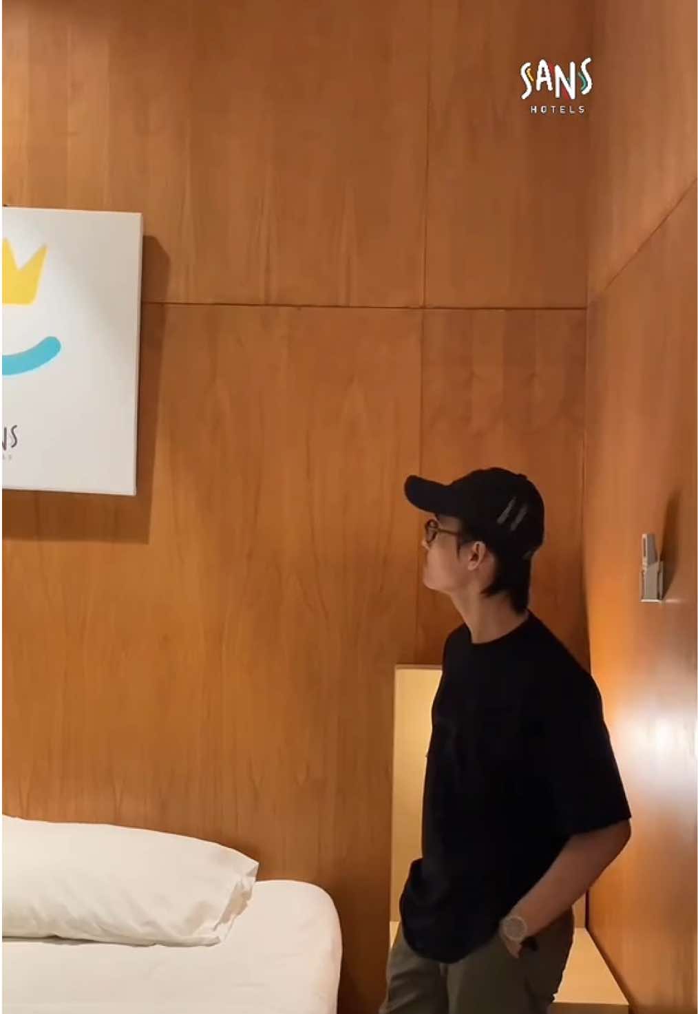 Rekomendasi hotel budget di kota Jogja, dekat ke kawasan wisata yang ada di kota Jogja nih. Hotel di Jogja yang satu ini ke Malioboro cuma 5menitan aja, very recomended hotel !!! 📍Sans Hotels Ekkon Yogyakarta #reddoorzid #reddorz #berkesans #sanshotel #rekomendasihoteljogja 