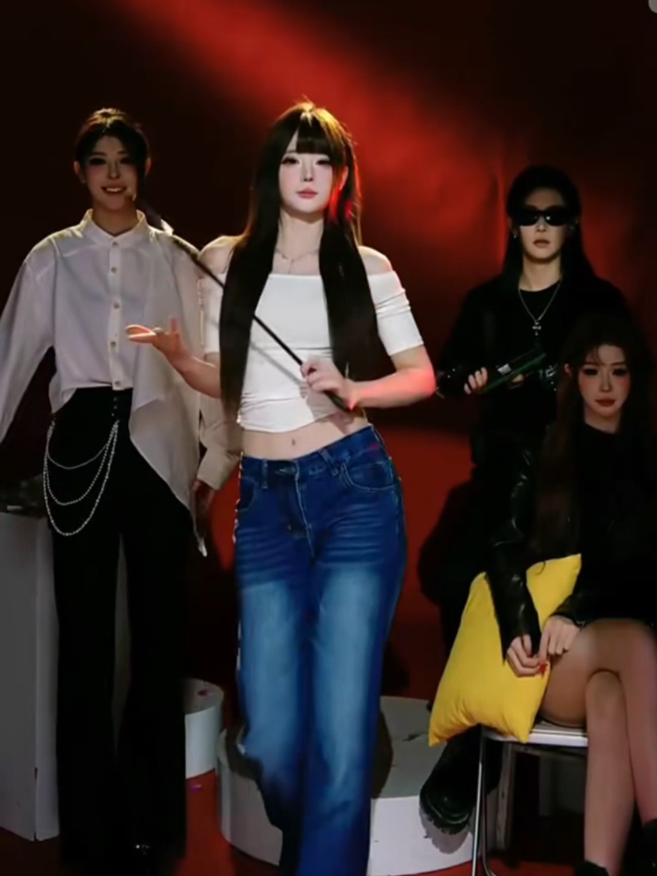 #NINEX021 #NINEX021小糕#美呆了#气势这块拿捏的死死的 #头发丝都会跳舞哦播 